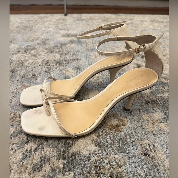 Reformation Gigi Strappy Mid Heel Sandal size 9 - Picture 6 of 12